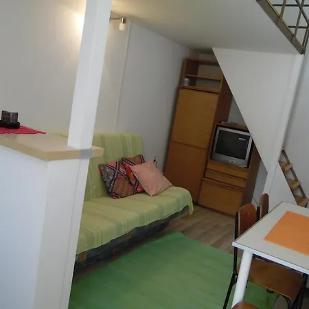 Angie Apartament *